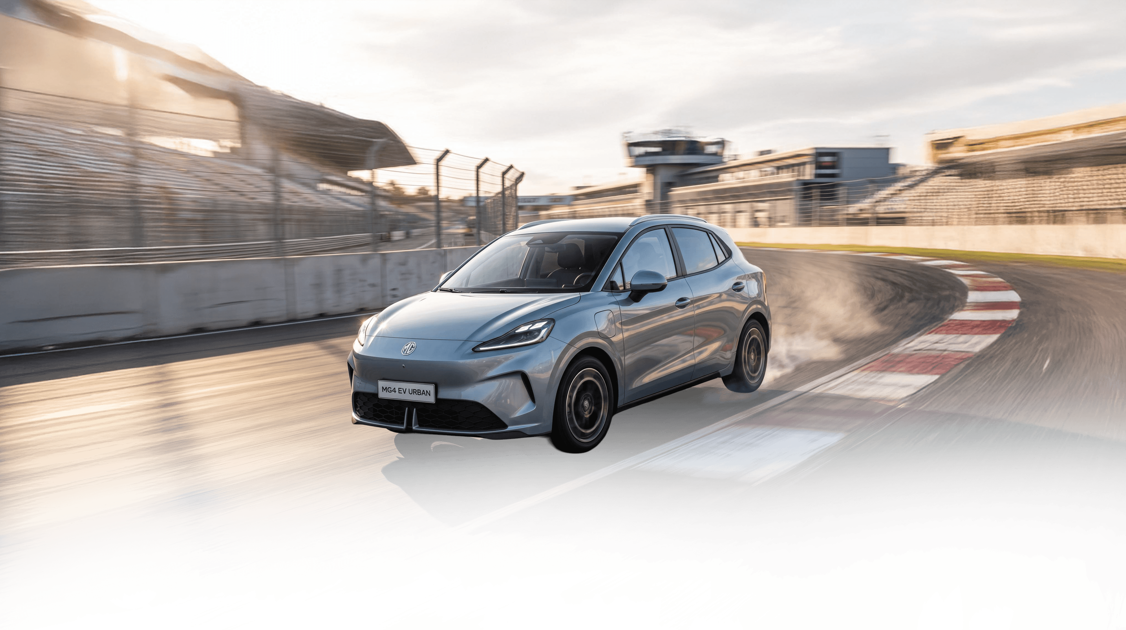 MG4 Urban em pista